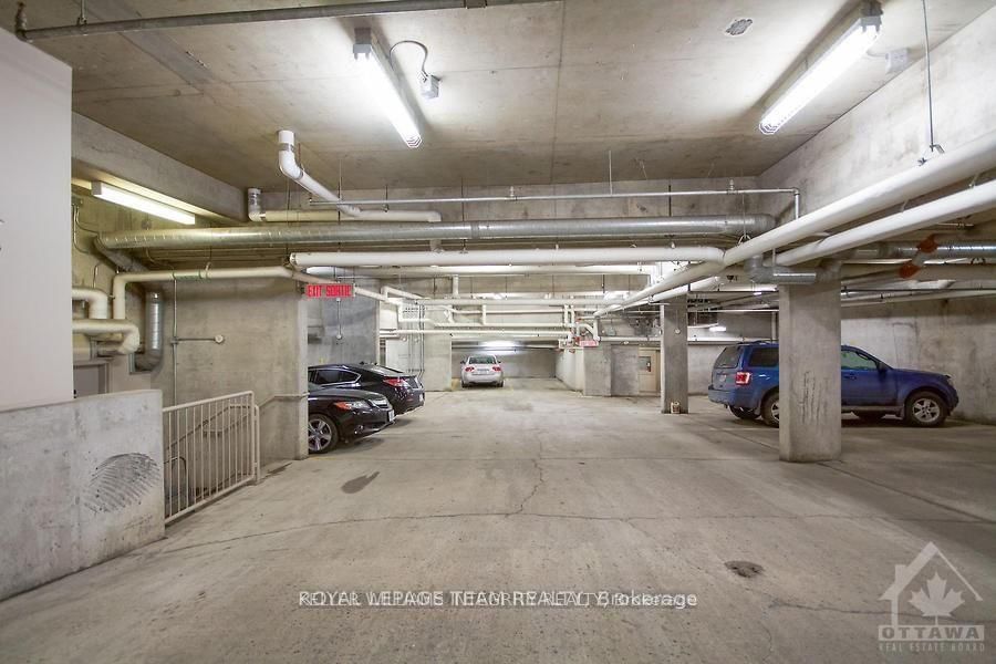 1014 Bank Street • Ottawa, ON photo 18