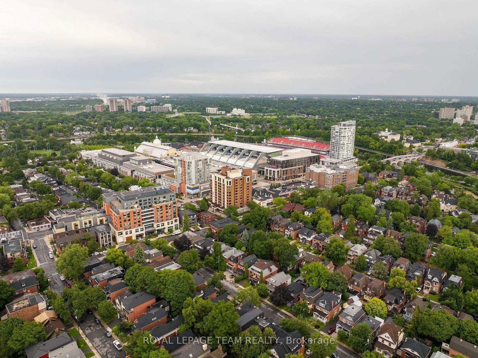 1014 Bank Street • Ottawa, ON photo 23