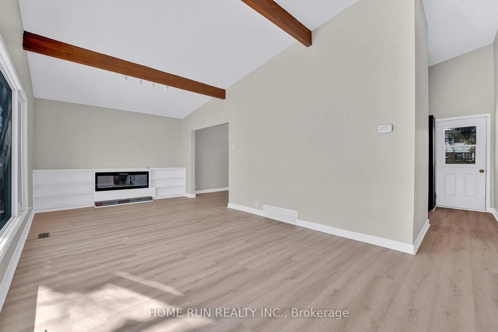 1259 Meadowlands Drive E • Ottawa, ON photo 13