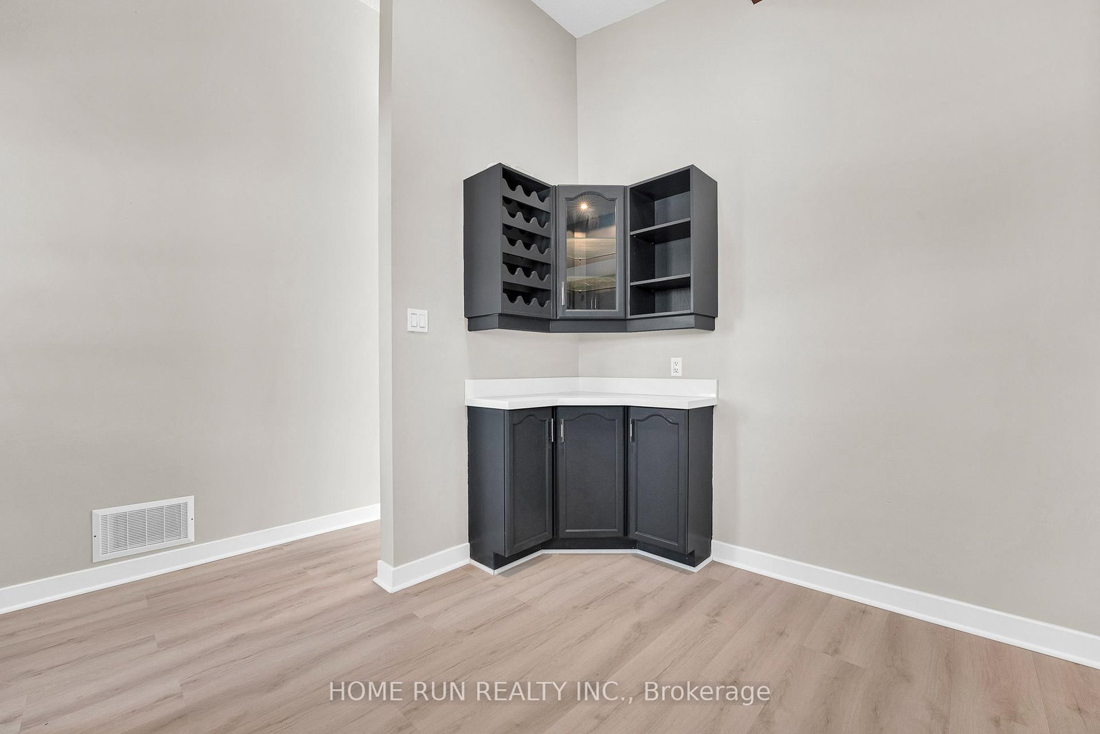 1259 Meadowlands Drive E • Ottawa, ON photo 23