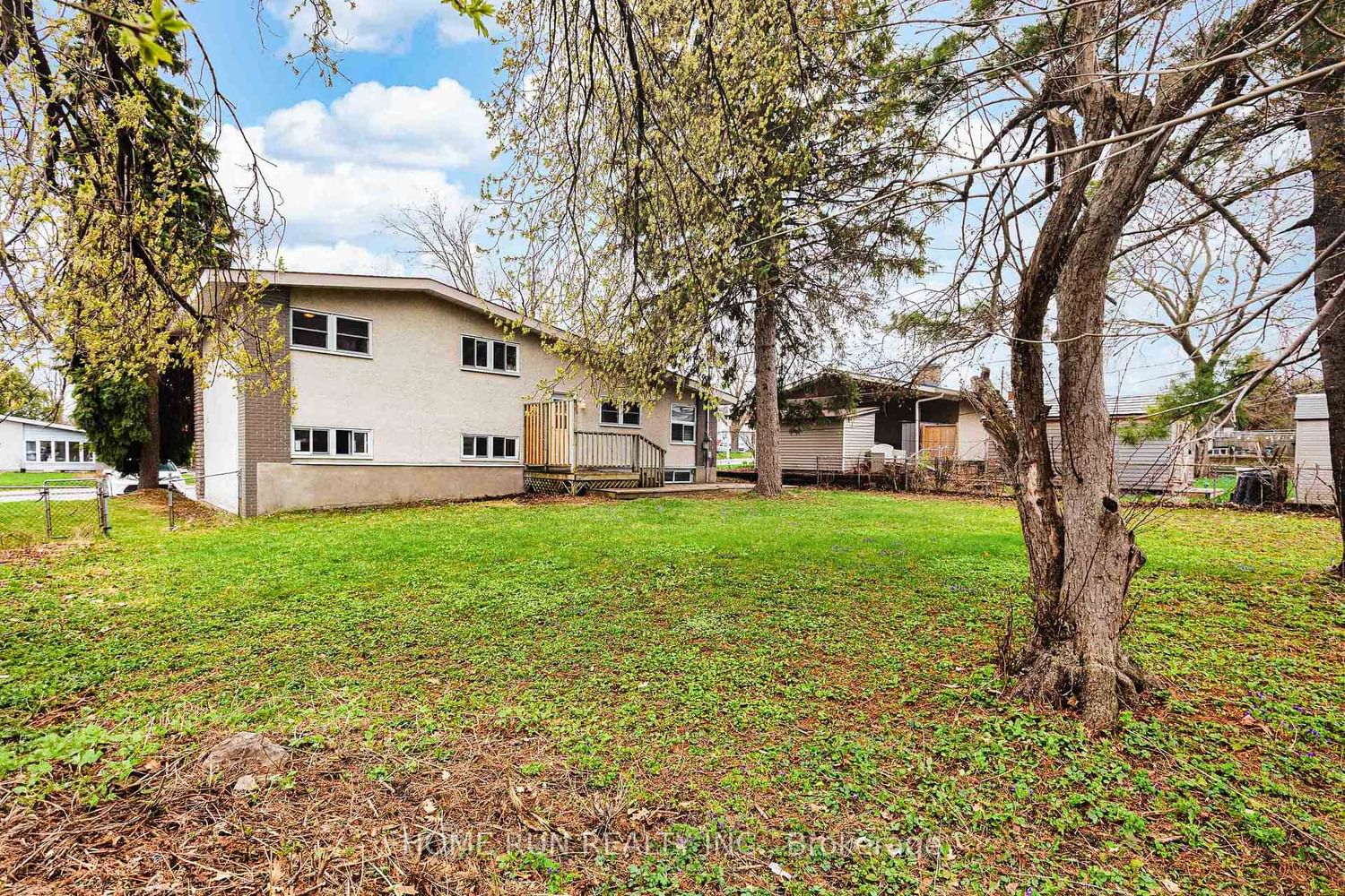 1259 Meadowlands Drive E • Ottawa, ON photo 44