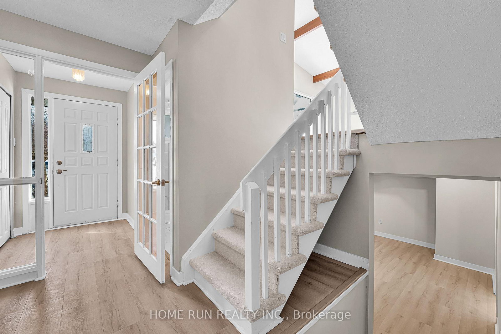 1259 Meadowlands Drive E • Ottawa, ON photo 8