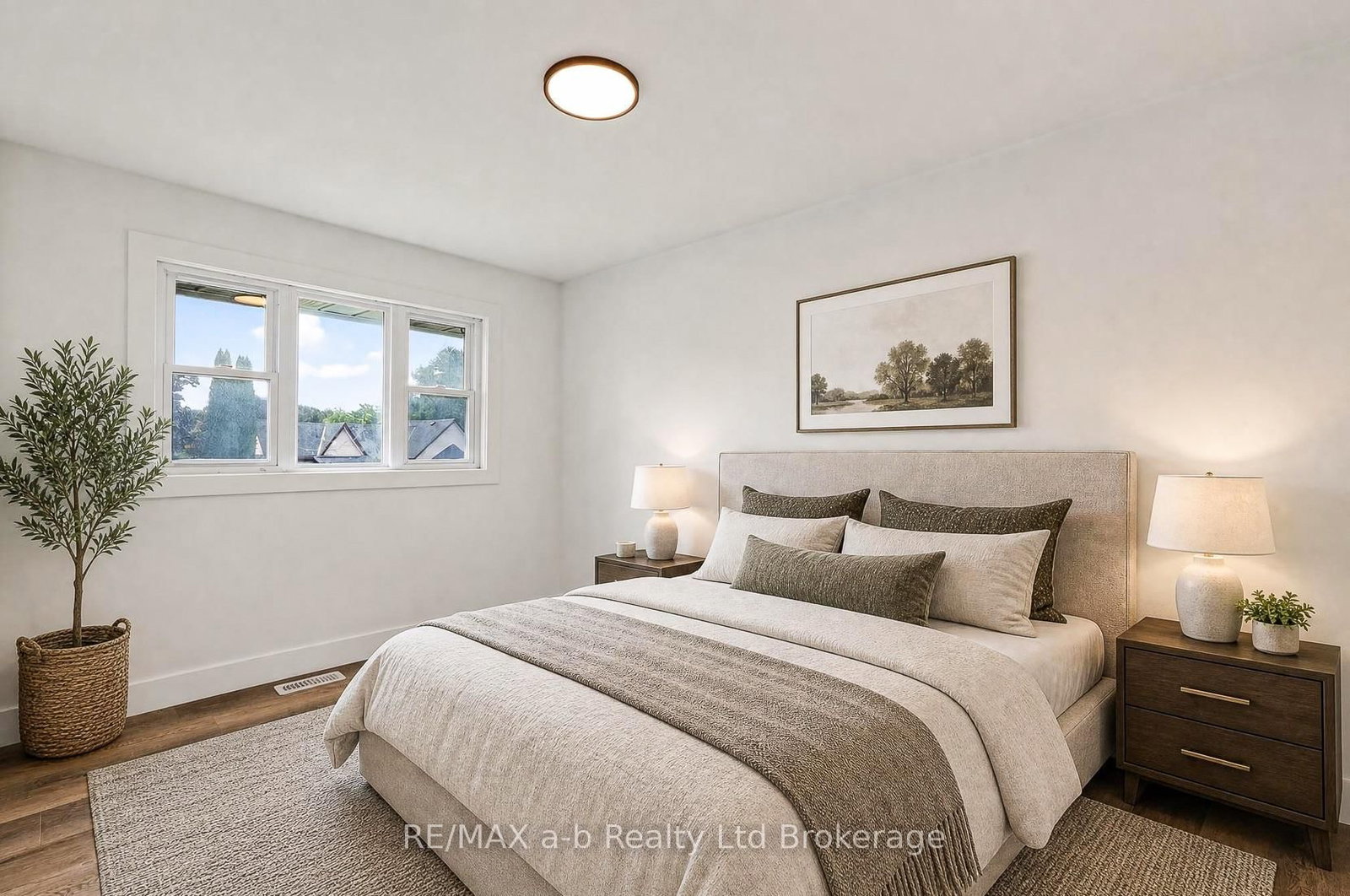 317 Russell Street • Woodstock, ON photo 19