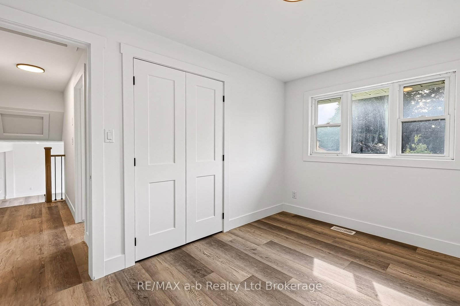 317 Russell Street • Woodstock, ON photo 21
