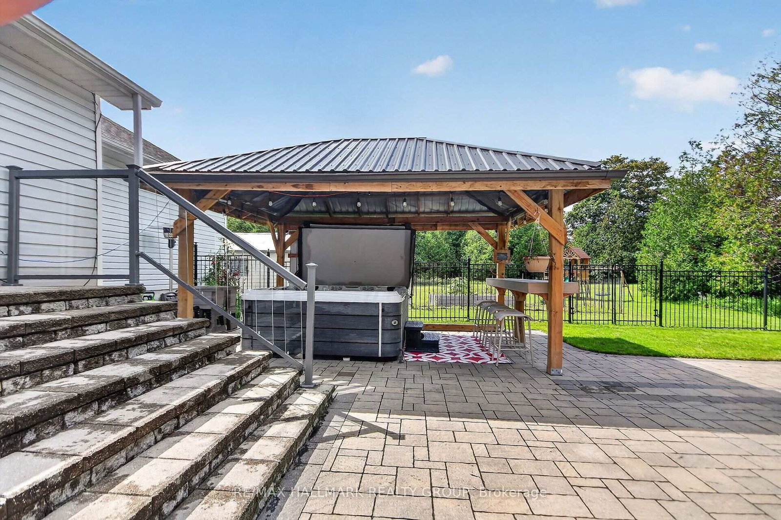 8251 Ranita Crescent • Metcalfe, ON photo 36