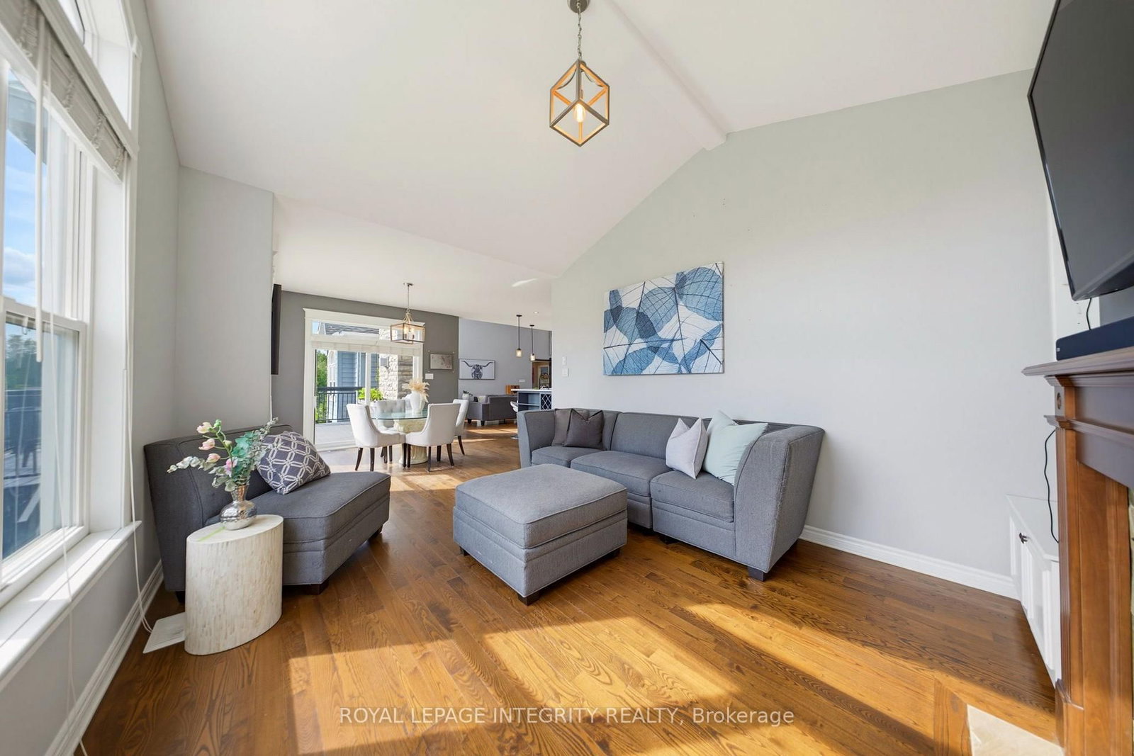 562 Pennycross Lane • Carp, ON photo 18