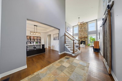562 Pennycross Lane • Carp, ON photo 4