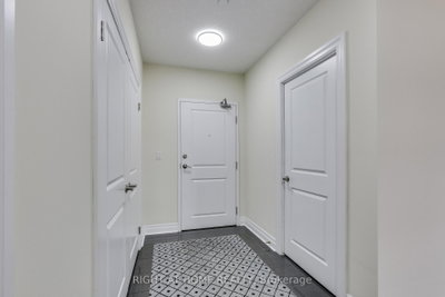 240 Villagewalk Boulevard • #212 • London North, ON photo 3