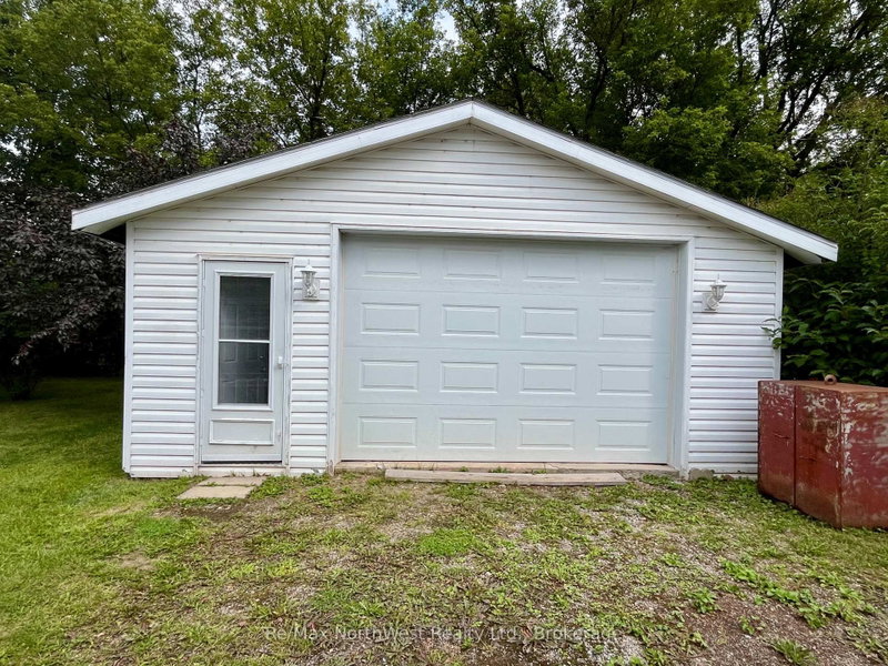 10 Spruce Road
