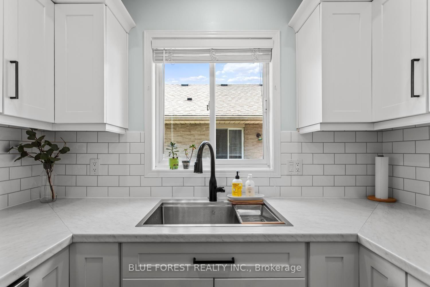 51 Hickory Boulevard W • Strathroy-Caradoc, ON photo 14