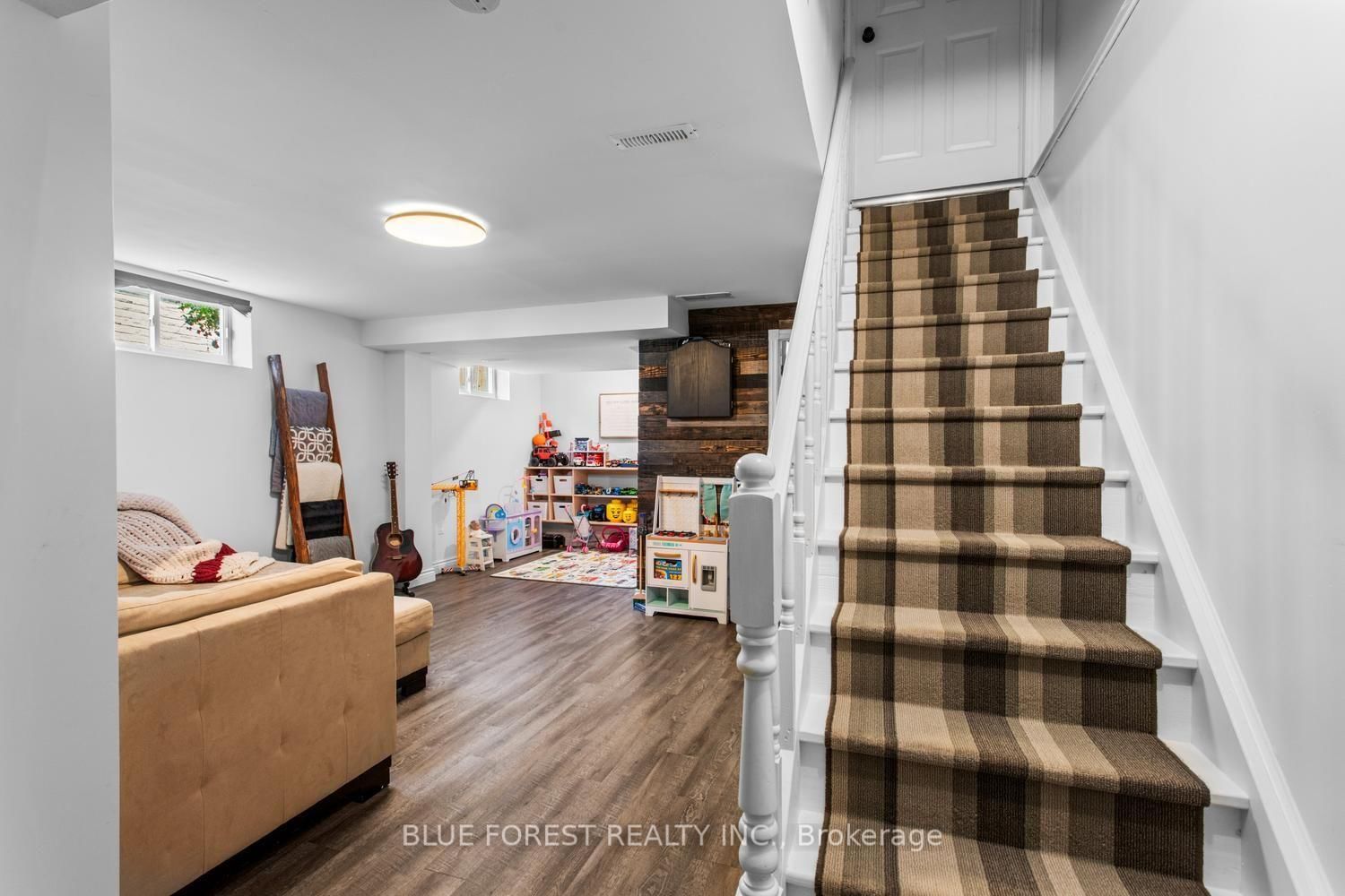 51 Hickory Boulevard W • Strathroy-Caradoc, ON photo 27