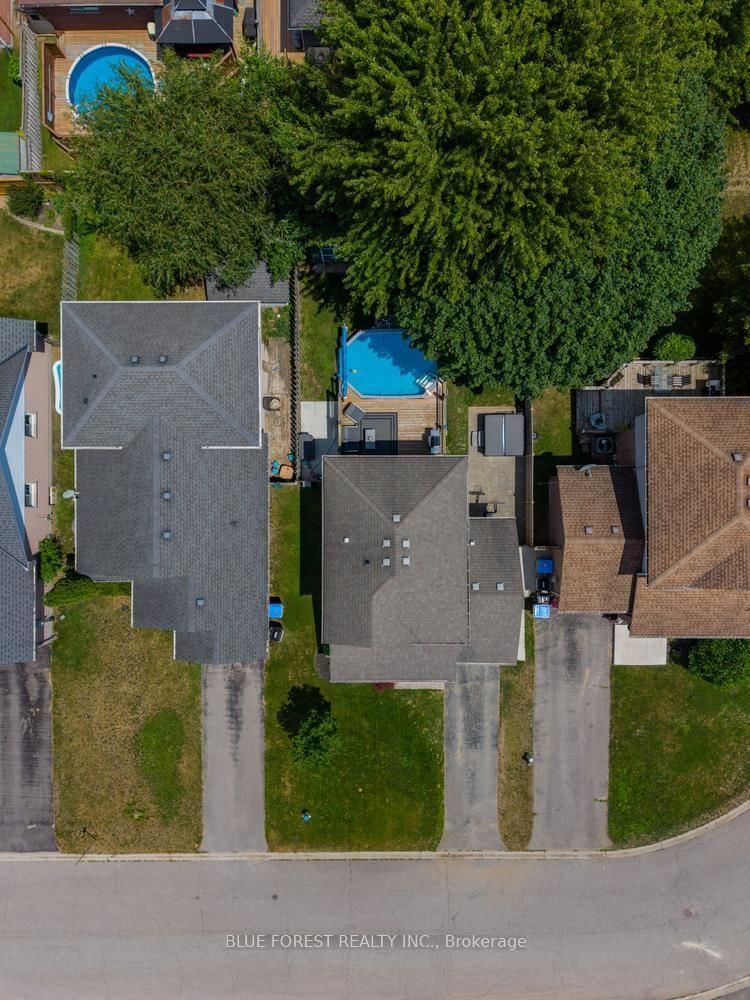 51 Hickory Boulevard W • Strathroy-Caradoc, ON photo 46