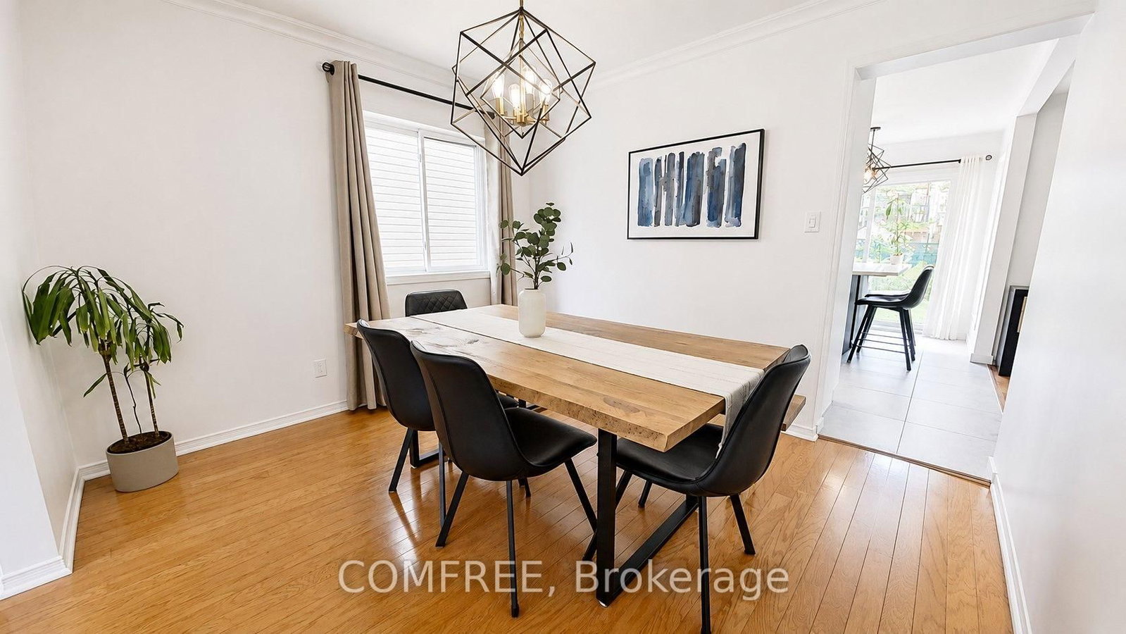 1302 Parc Du Village Street • Orleans, ON photo 9
