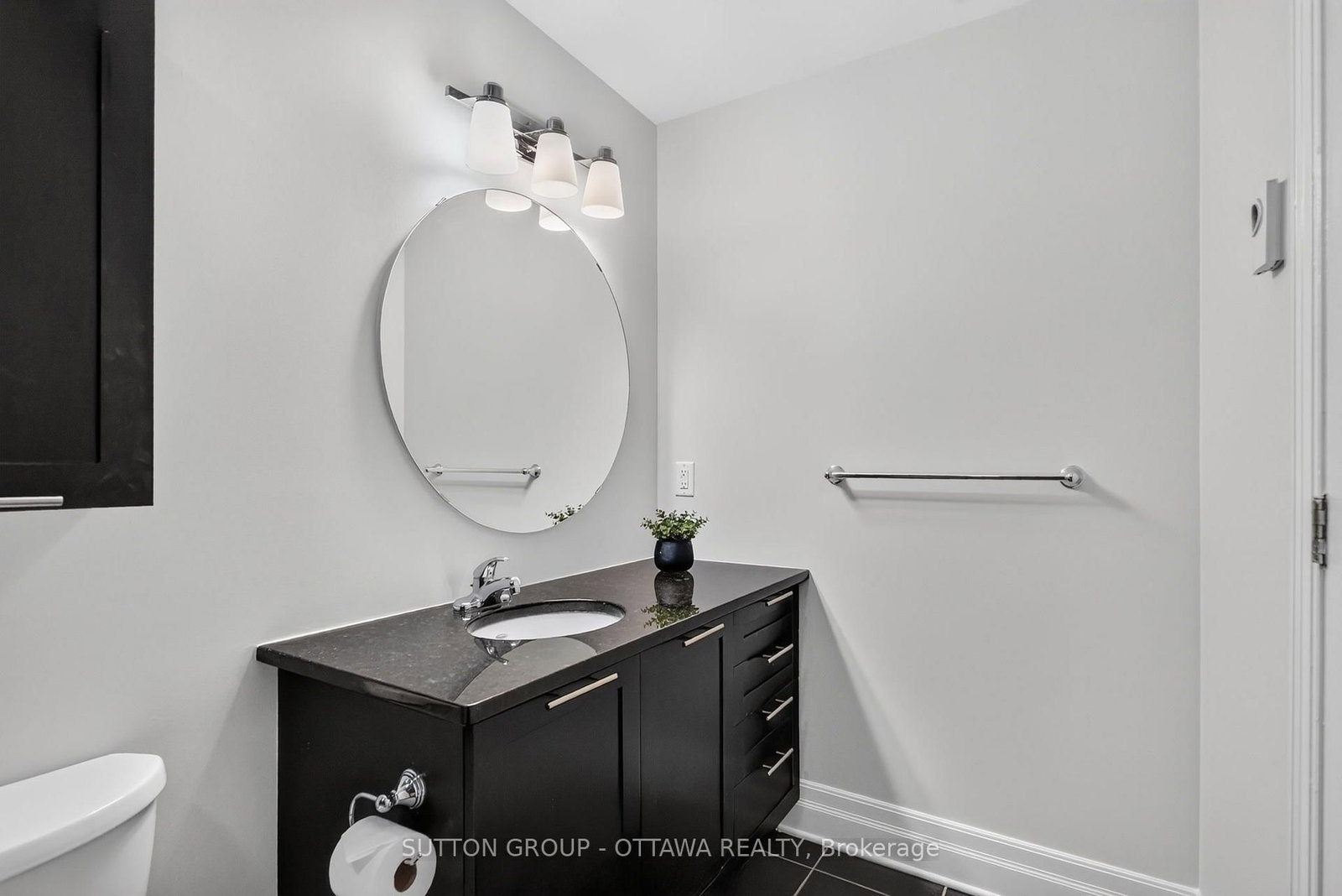 950 MARGUERITE Avenue • #103 • Ottawa, ON photo 18