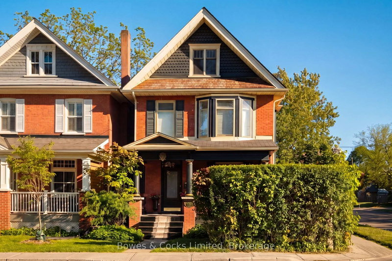 599 Gilmour Street
