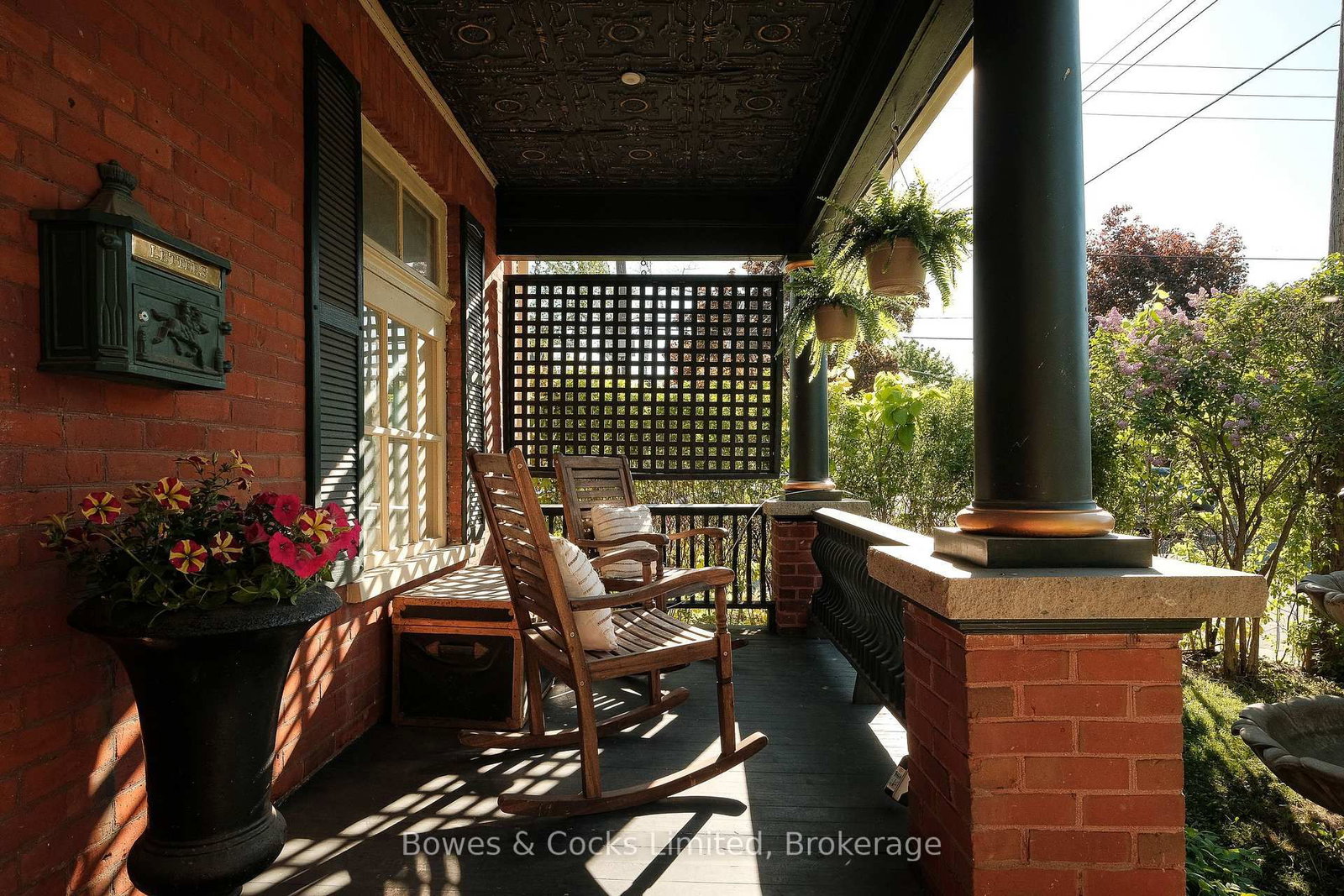 599 Gilmour Street • Peterborough, ON photo 3