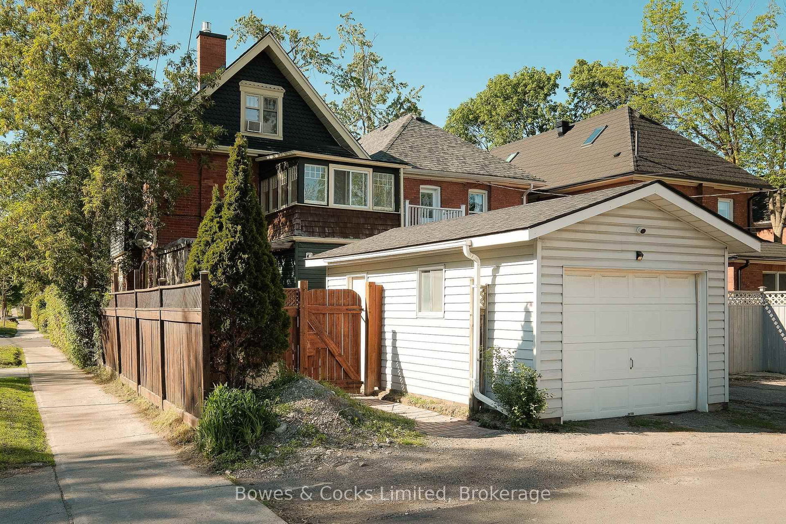 599 Gilmour Street • Peterborough, ON photo 31