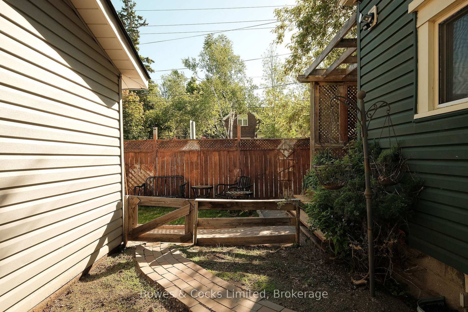 599 Gilmour Street • Peterborough, ON photo 35