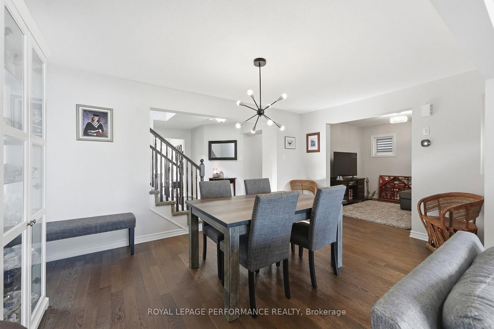 66 Baldcypress Way • Ottawa, ON photo 10