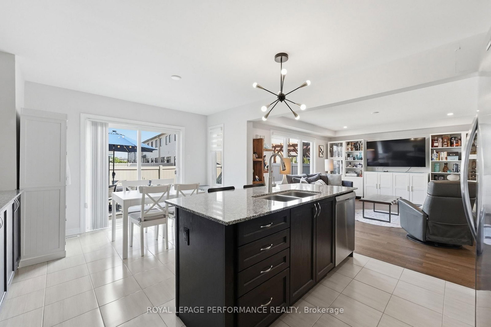 66 Baldcypress Way • Ottawa, ON photo 18