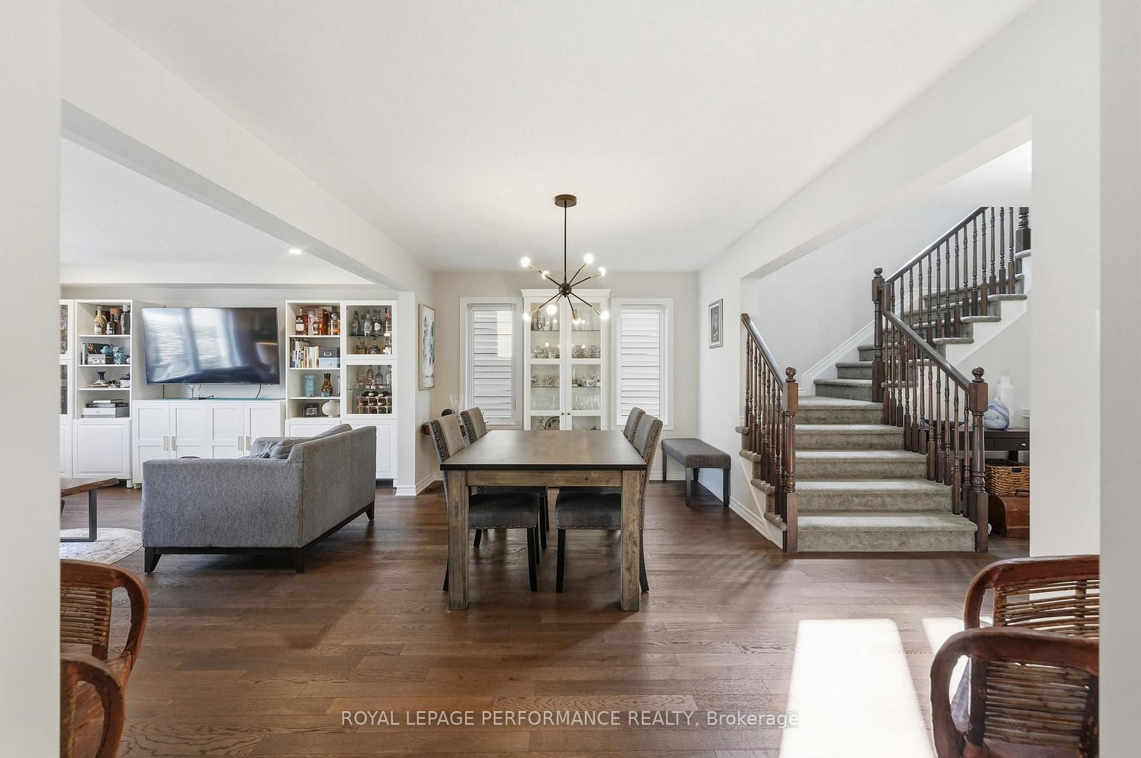 66 Baldcypress Way • Ottawa, ON photo 8