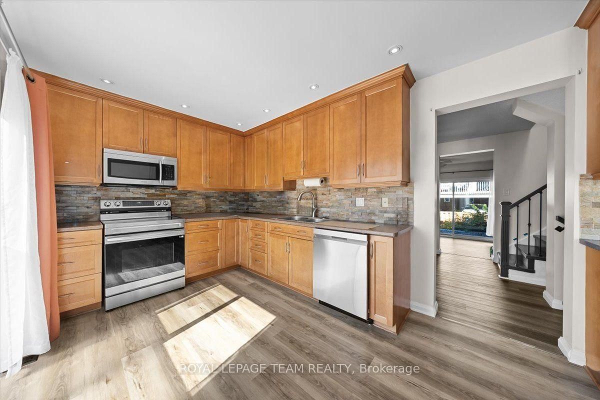 1137 Chimney Hill Way • Ottawa, ON photo 16