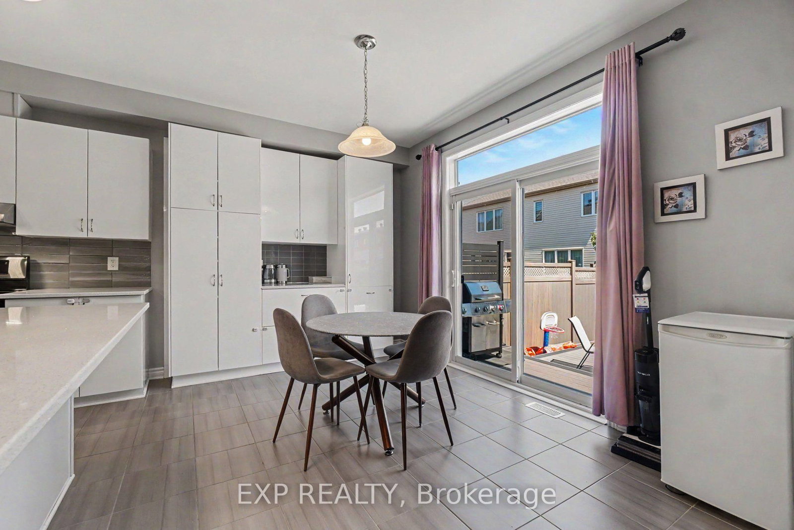 719 Cashmere Terrace • Ottawa, ON photo 15