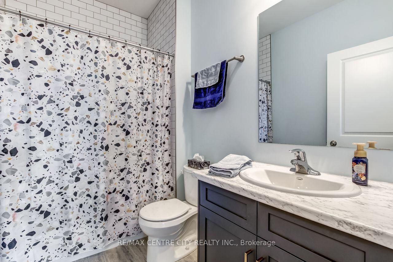 423 George Street • Central Elgin, ON photo 18