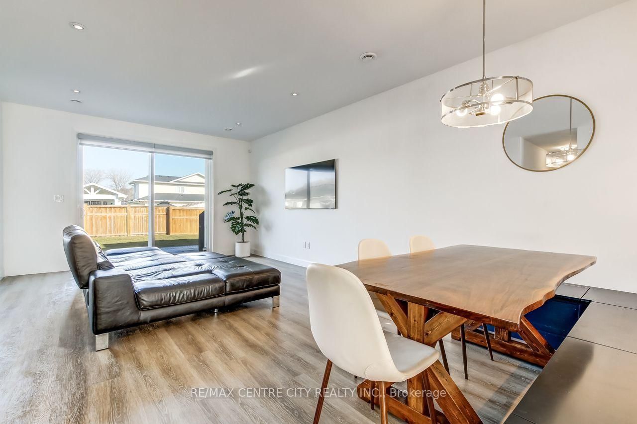 423 George Street • Central Elgin, ON photo 8
