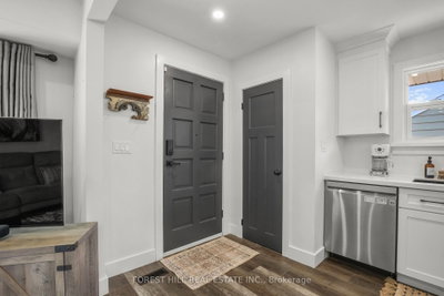 203 Merlin Crescent • London East, ON photo 5