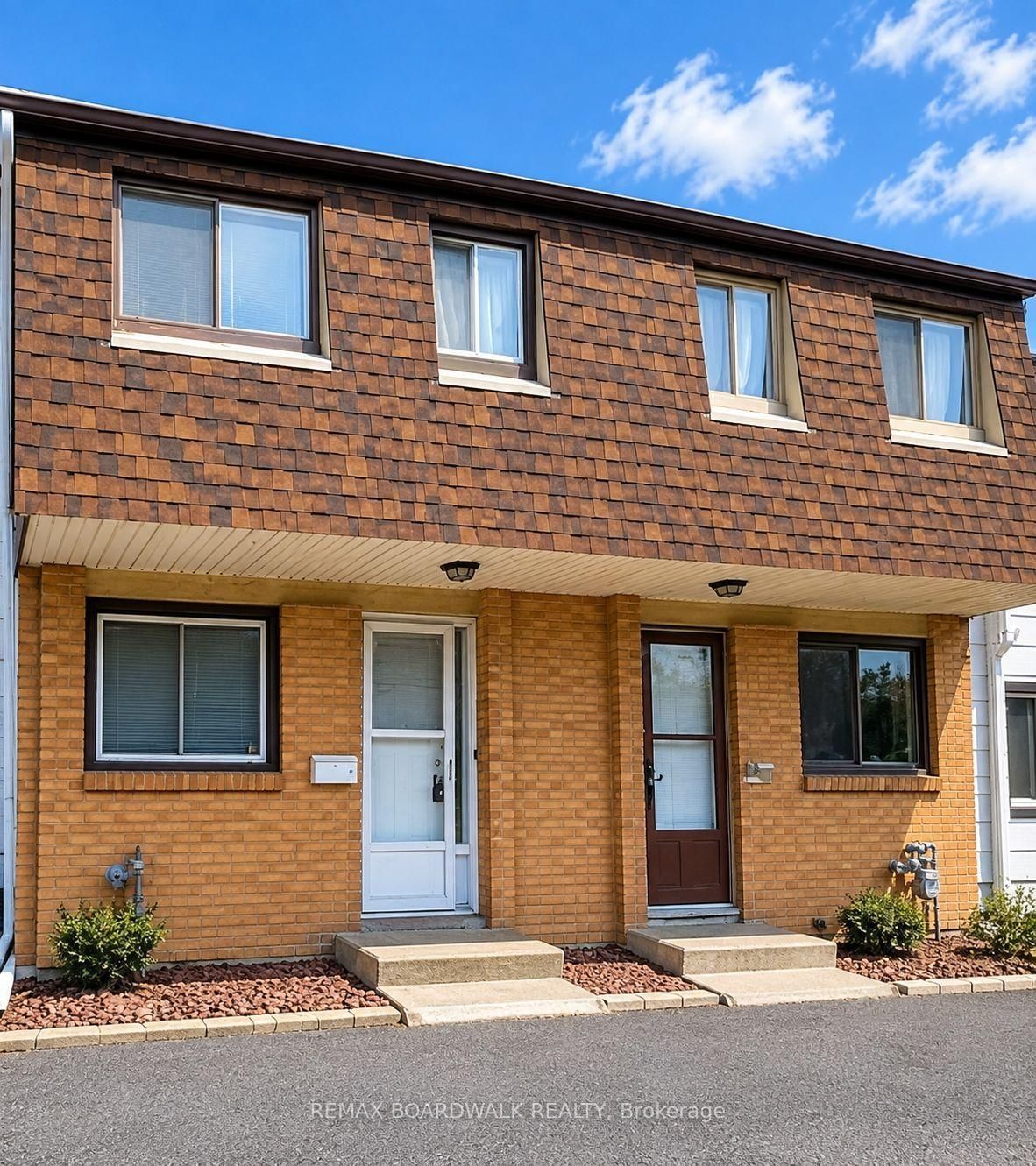 53J Sumac Street • Ottawa, ON photo 1