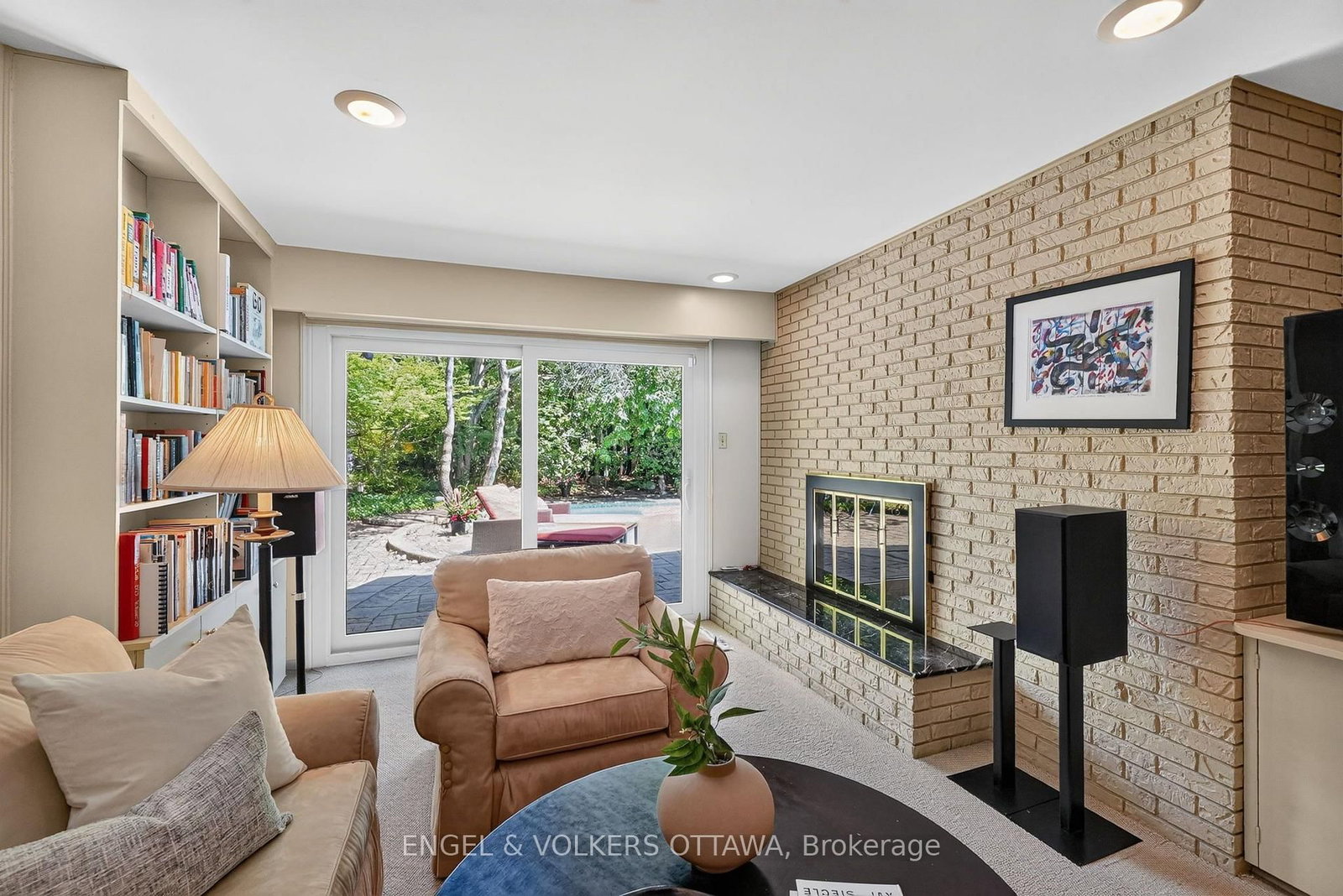1907 Fairmeadow Crescent • Ottawa, ON photo 15