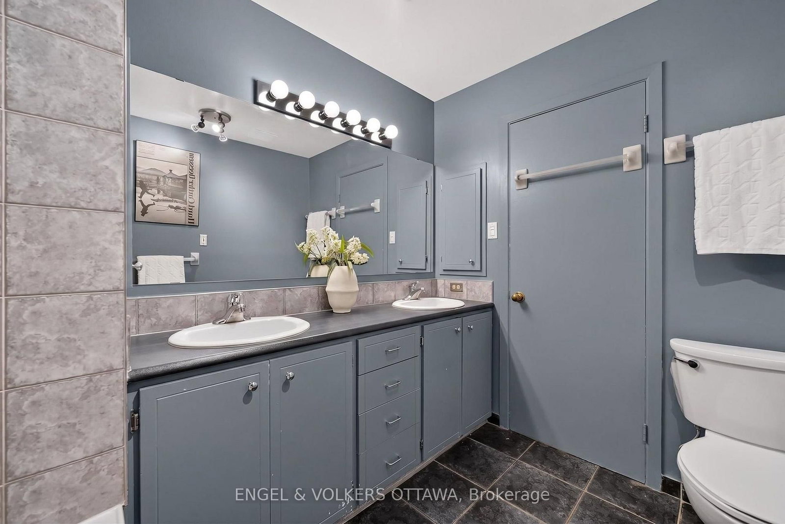 1907 Fairmeadow Crescent • Ottawa, ON photo 31