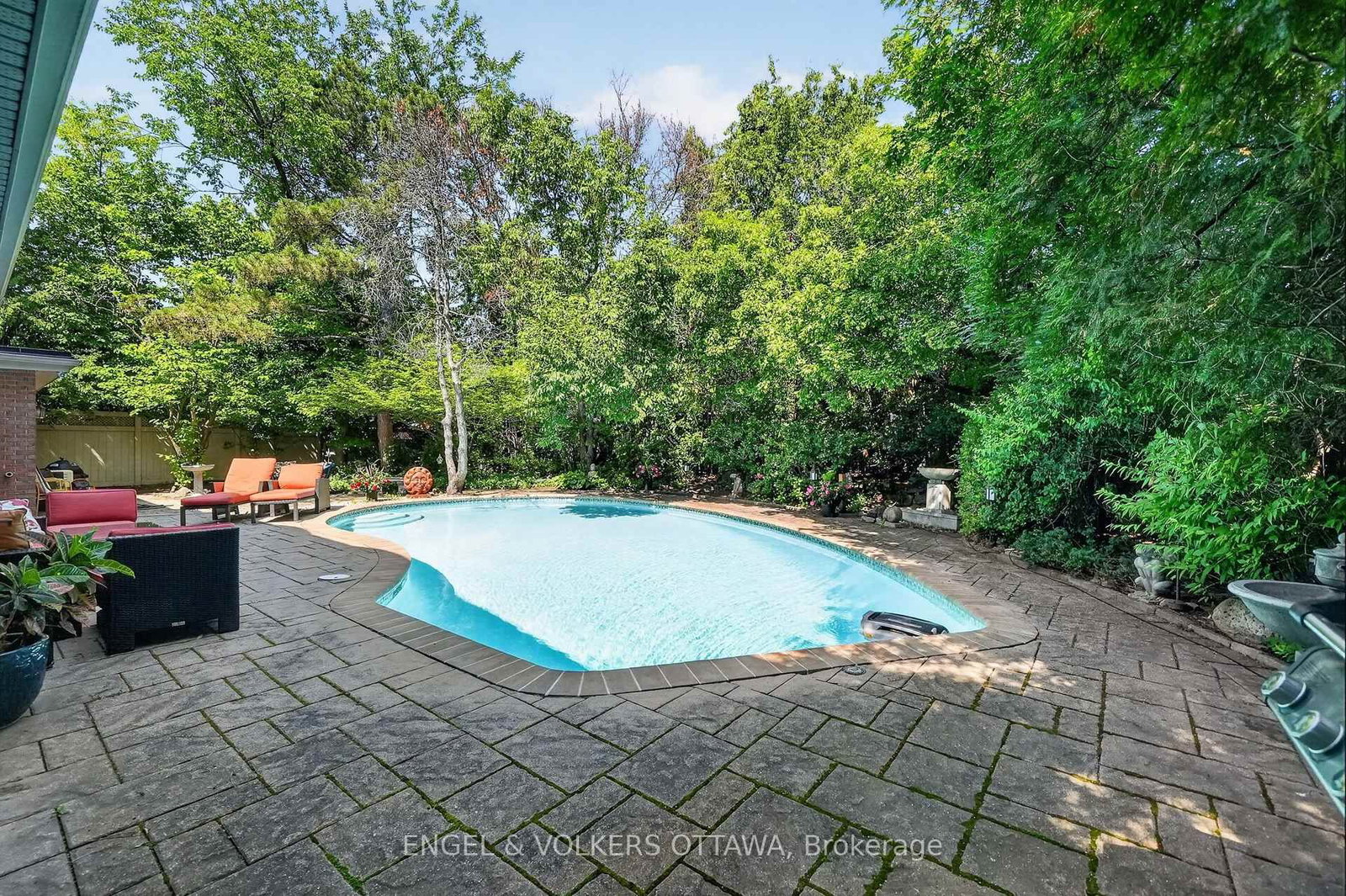 1907 Fairmeadow Crescent • Ottawa, ON photo 42
