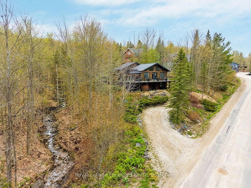 112 Amik Court