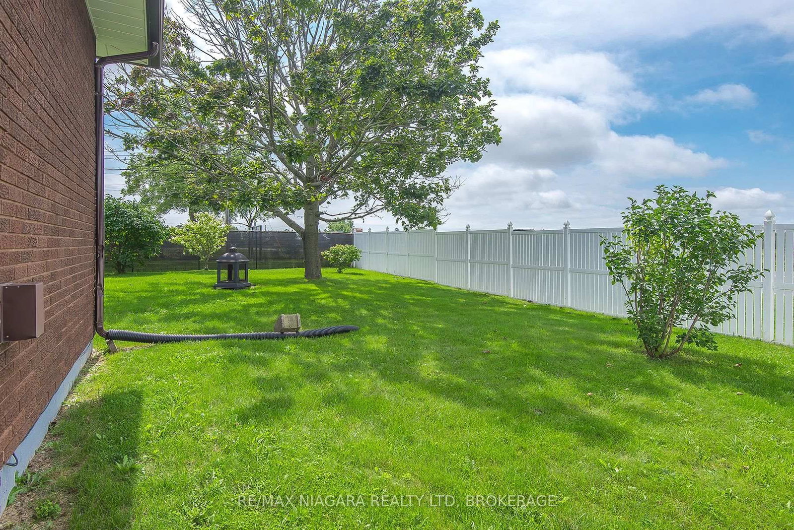 15 Windsor Terrace • Port Colborne, ON photo 36