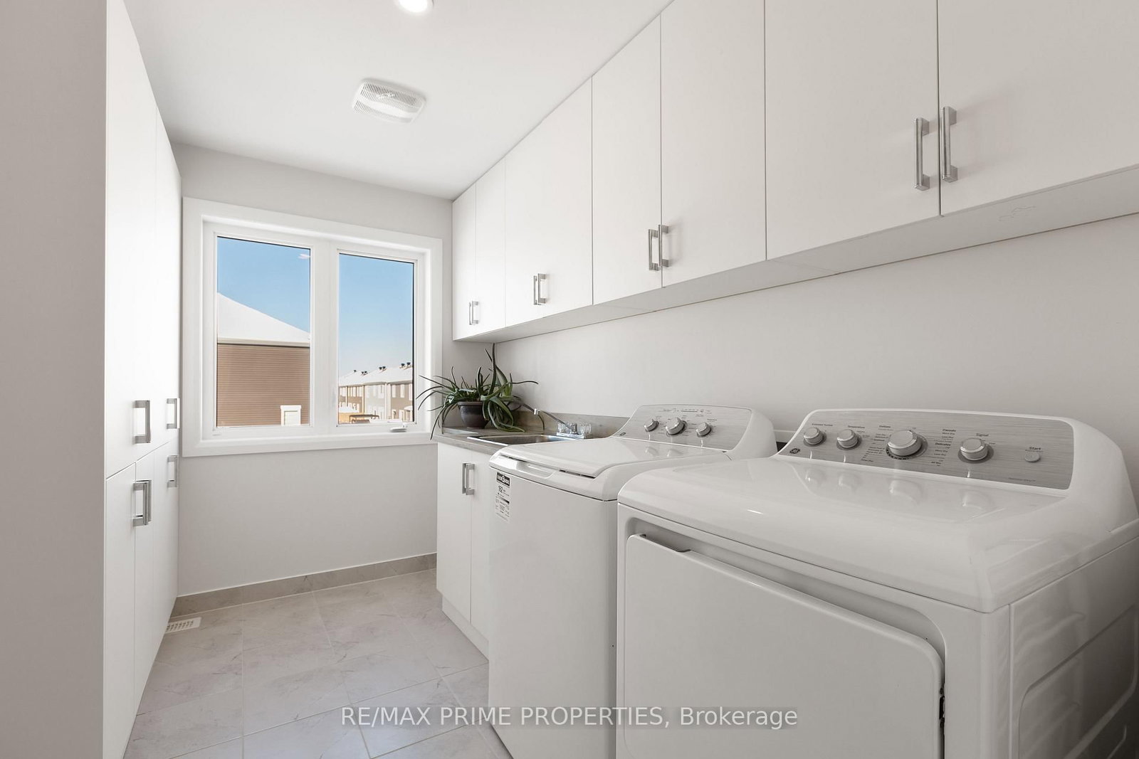 820 MERCIER Crescent • Ottawa, ON photo 33