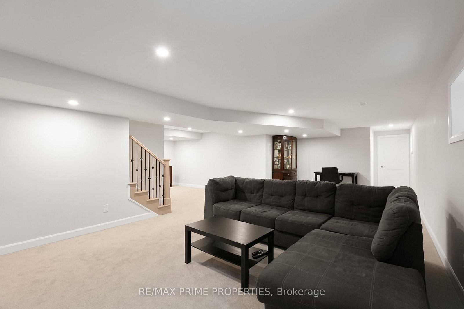 820 MERCIER Crescent • Ottawa, ON photo 35
