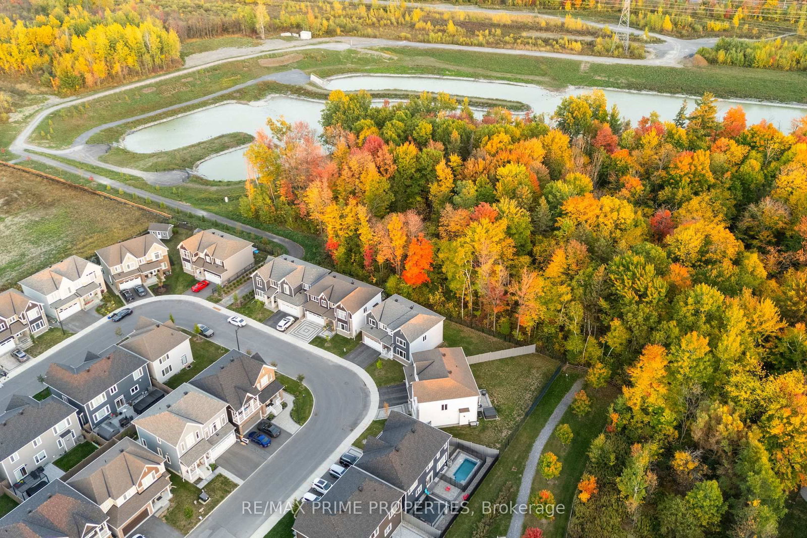 820 MERCIER Crescent • Ottawa, ON photo 47