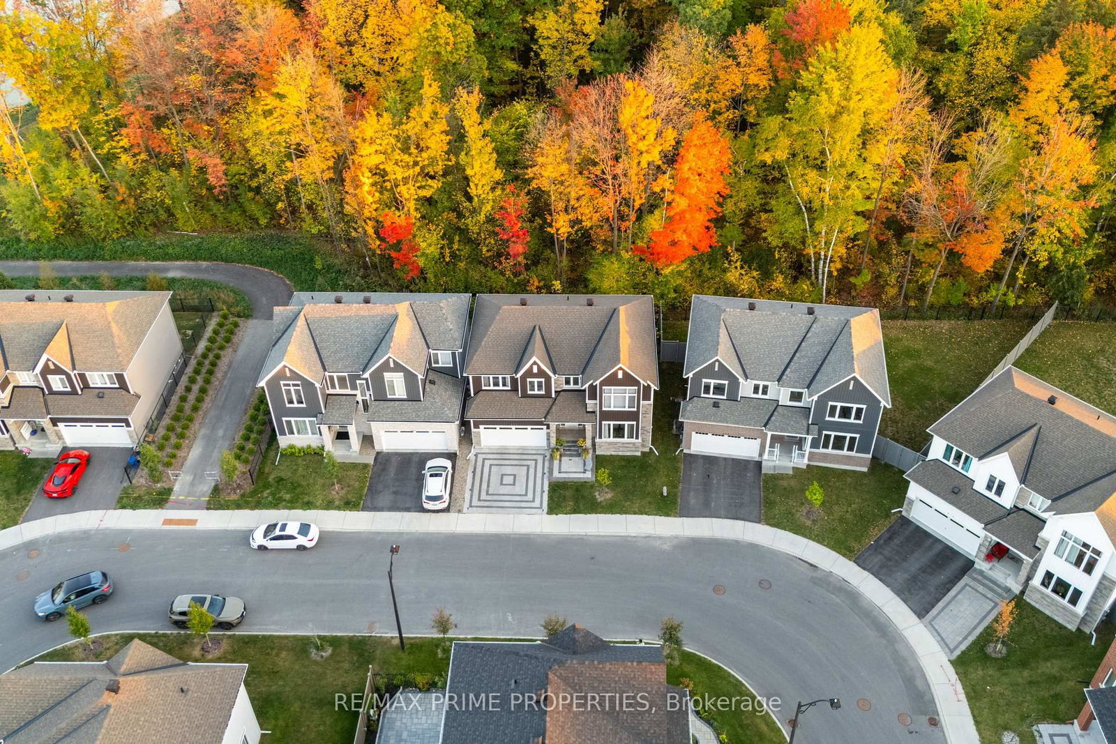820 MERCIER Crescent • Ottawa, ON photo 48
