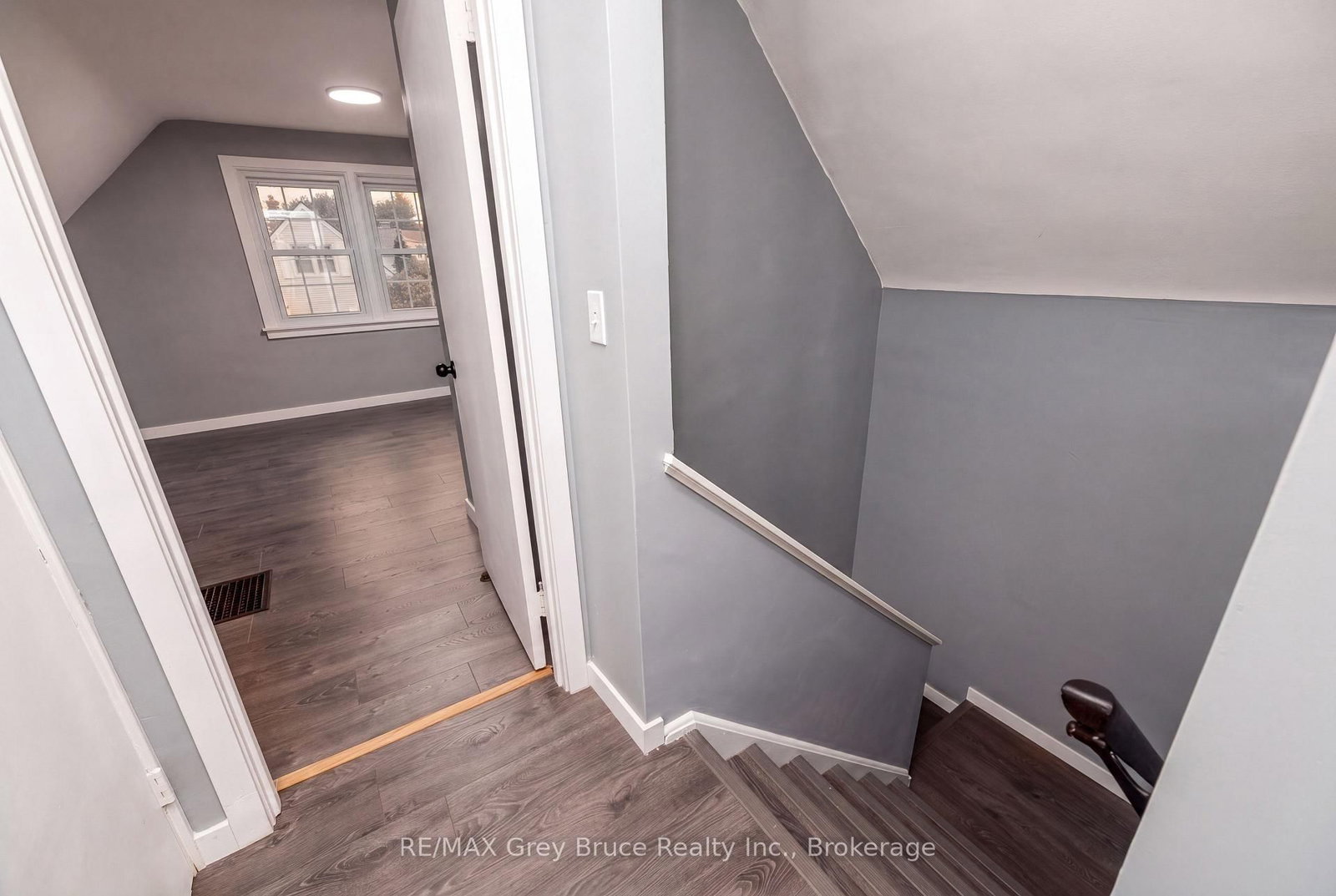 701 5th Street E • Owen Sound, ON photo 19