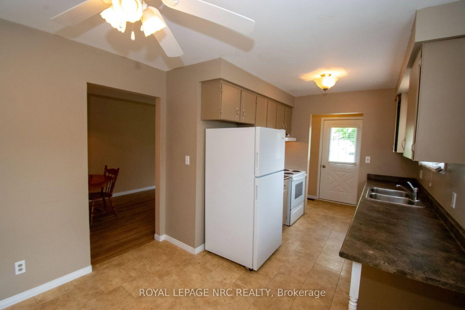 70 Oxford Street • St. Catharines, ON photo 15