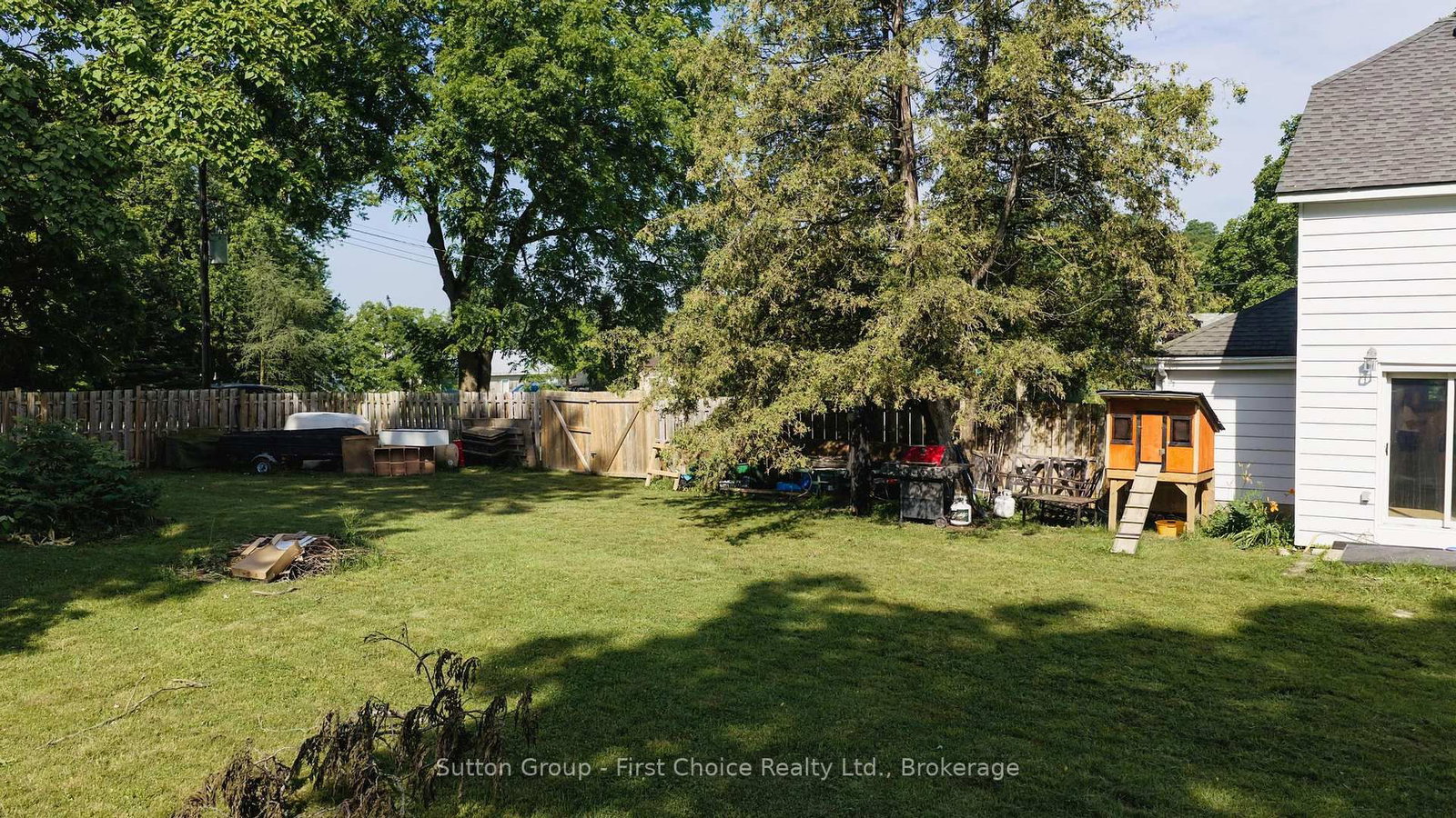 33 Bayfield Street • Huron East, ON photo 37