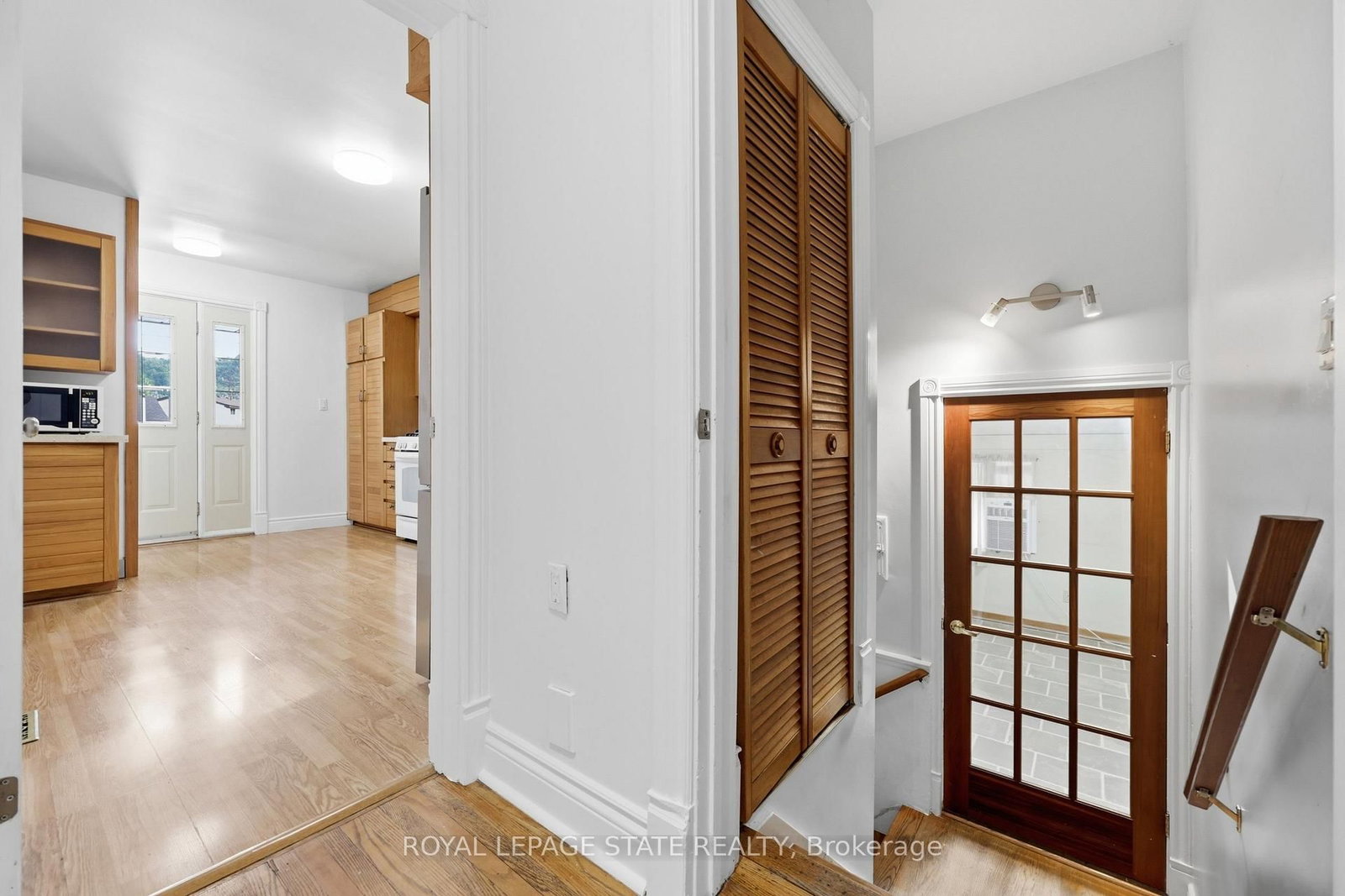 304 Whitney Avenue • Hamilton, ON photo 15