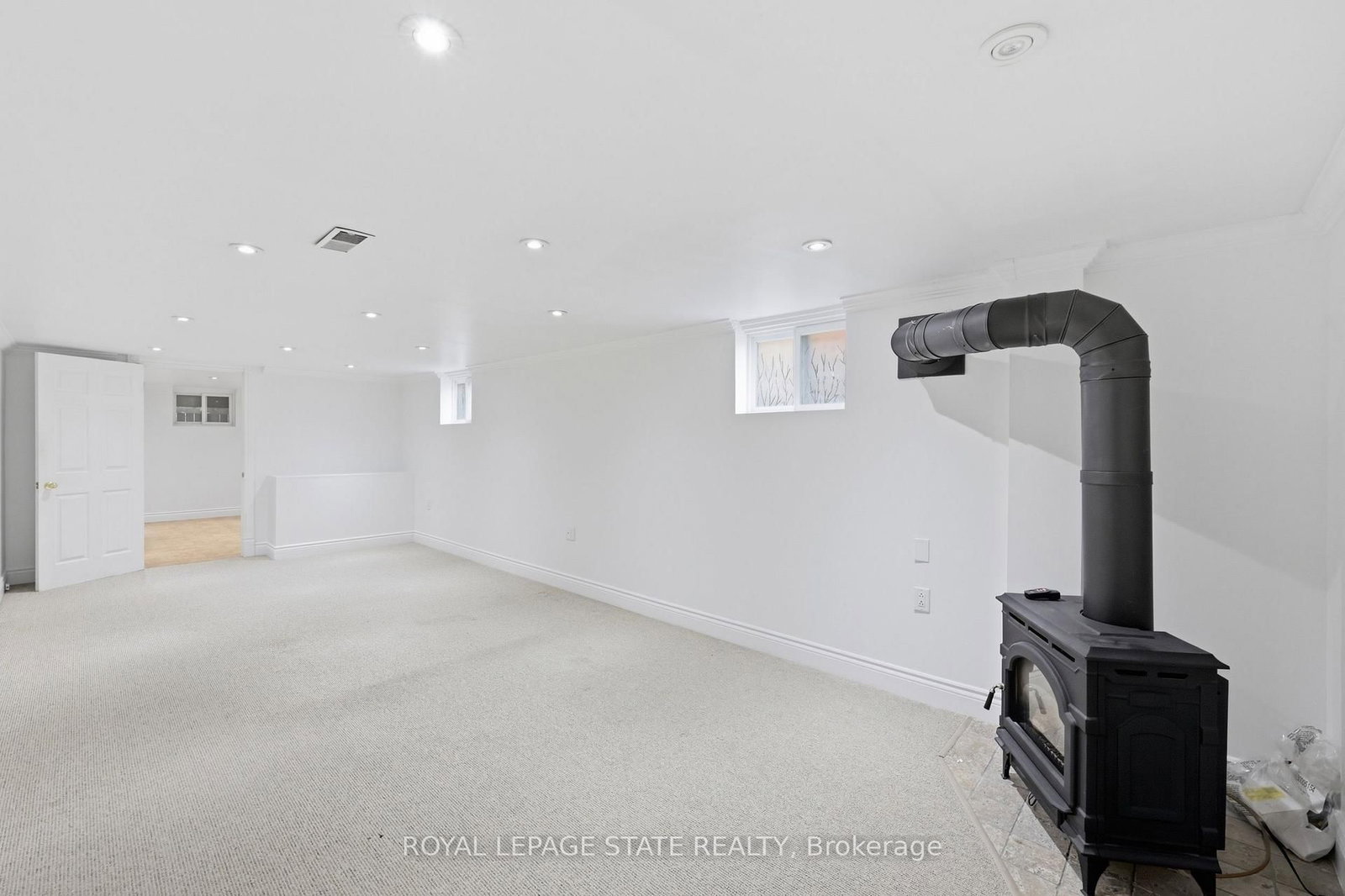 304 Whitney Avenue • Hamilton, ON photo 30