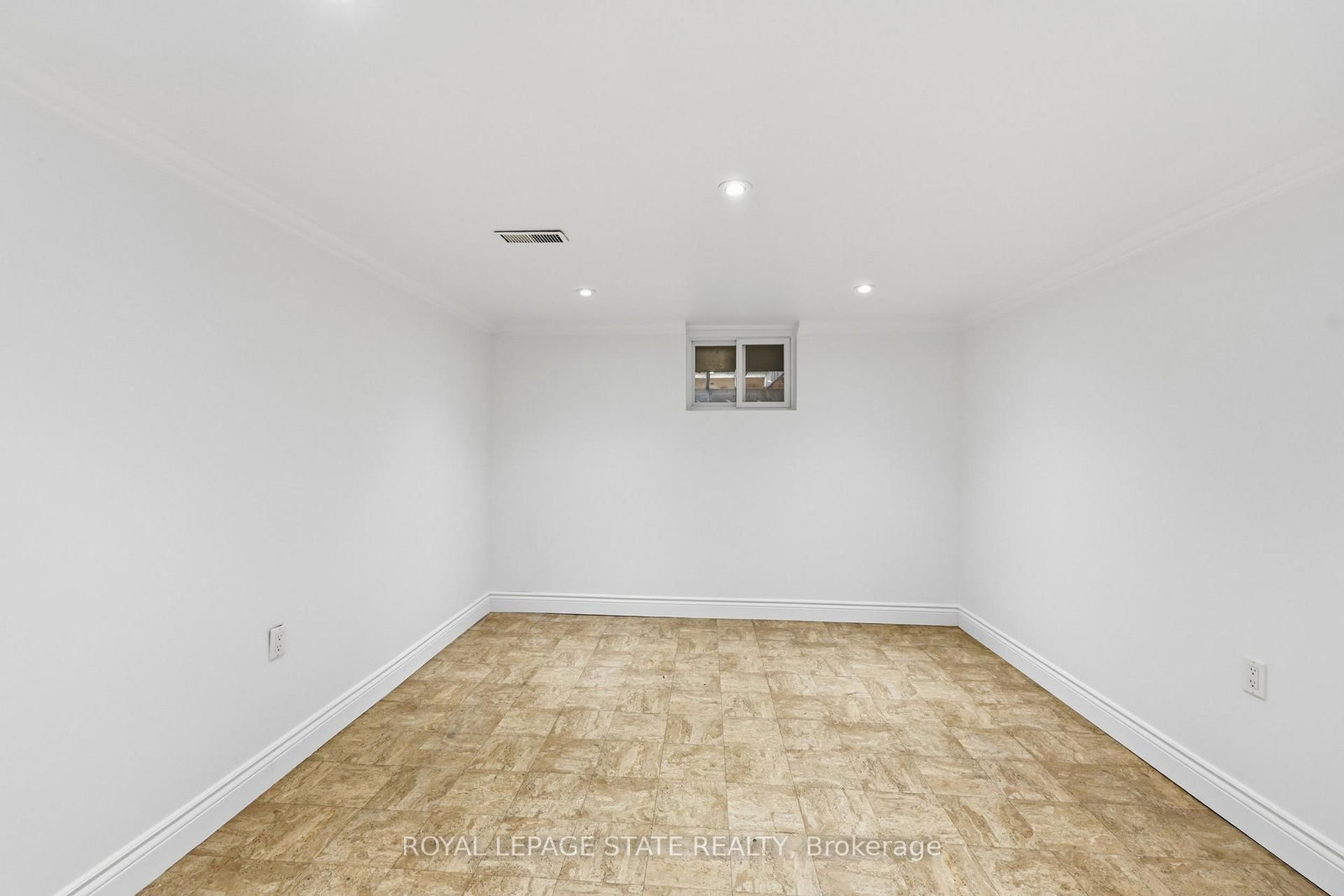 304 Whitney Avenue • Hamilton, ON photo 33