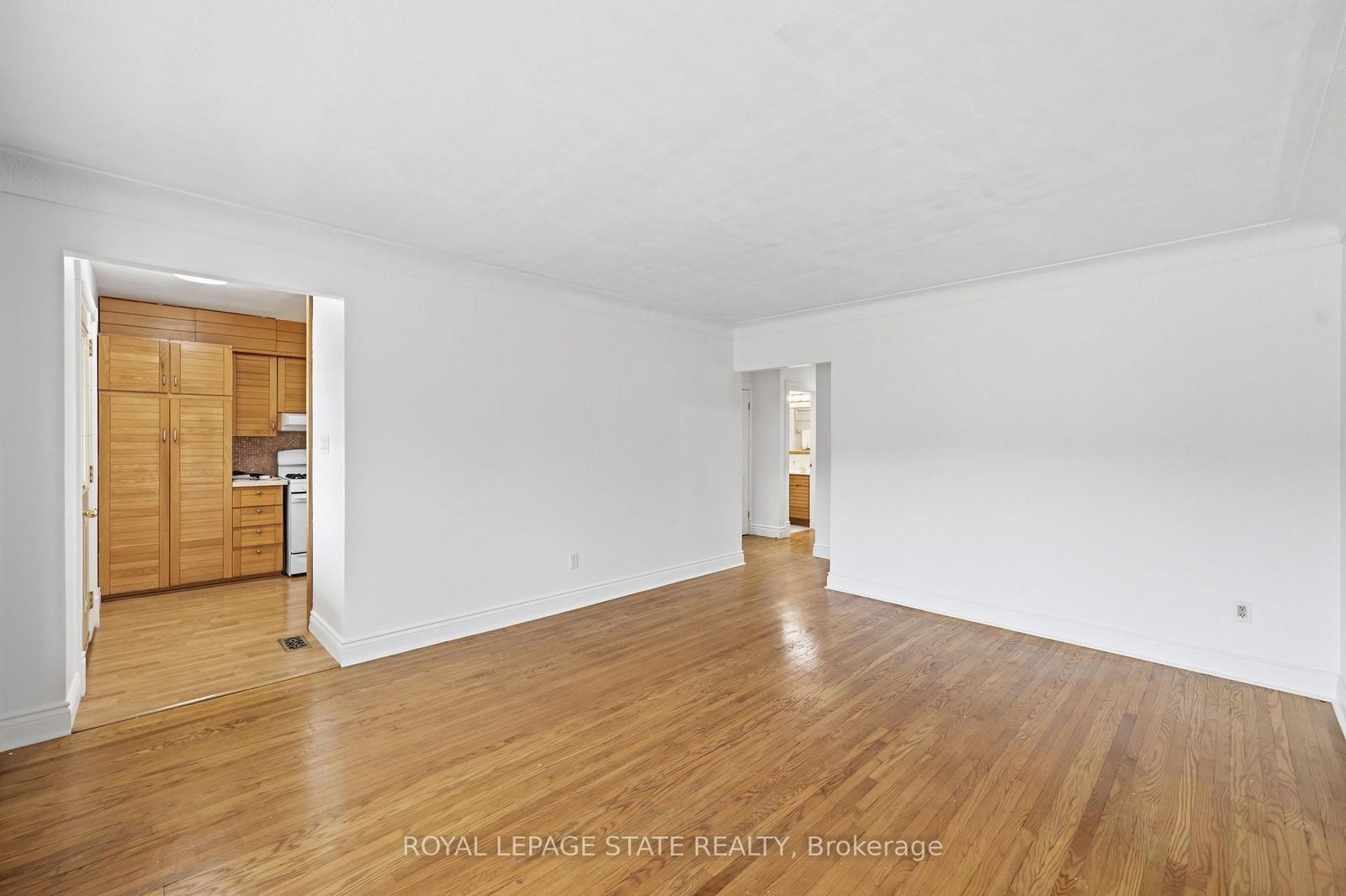 304 Whitney Avenue • Hamilton, ON photo 9