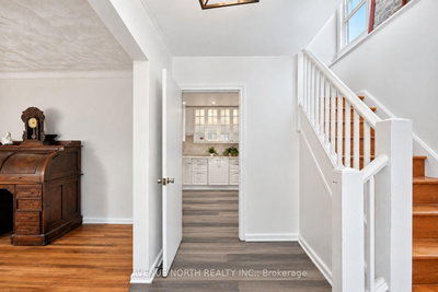 869 Chapman Boulevard • Ottawa, ON photo 4