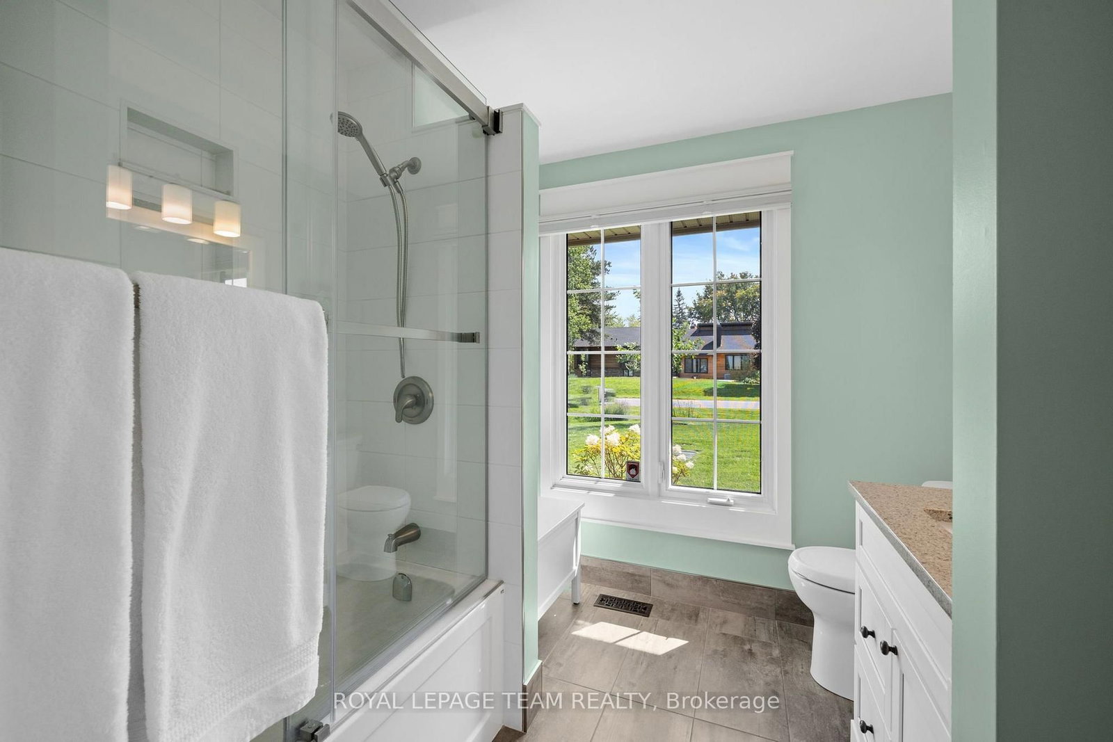 1279 Fairway Drive • Manotick, ON photo 21