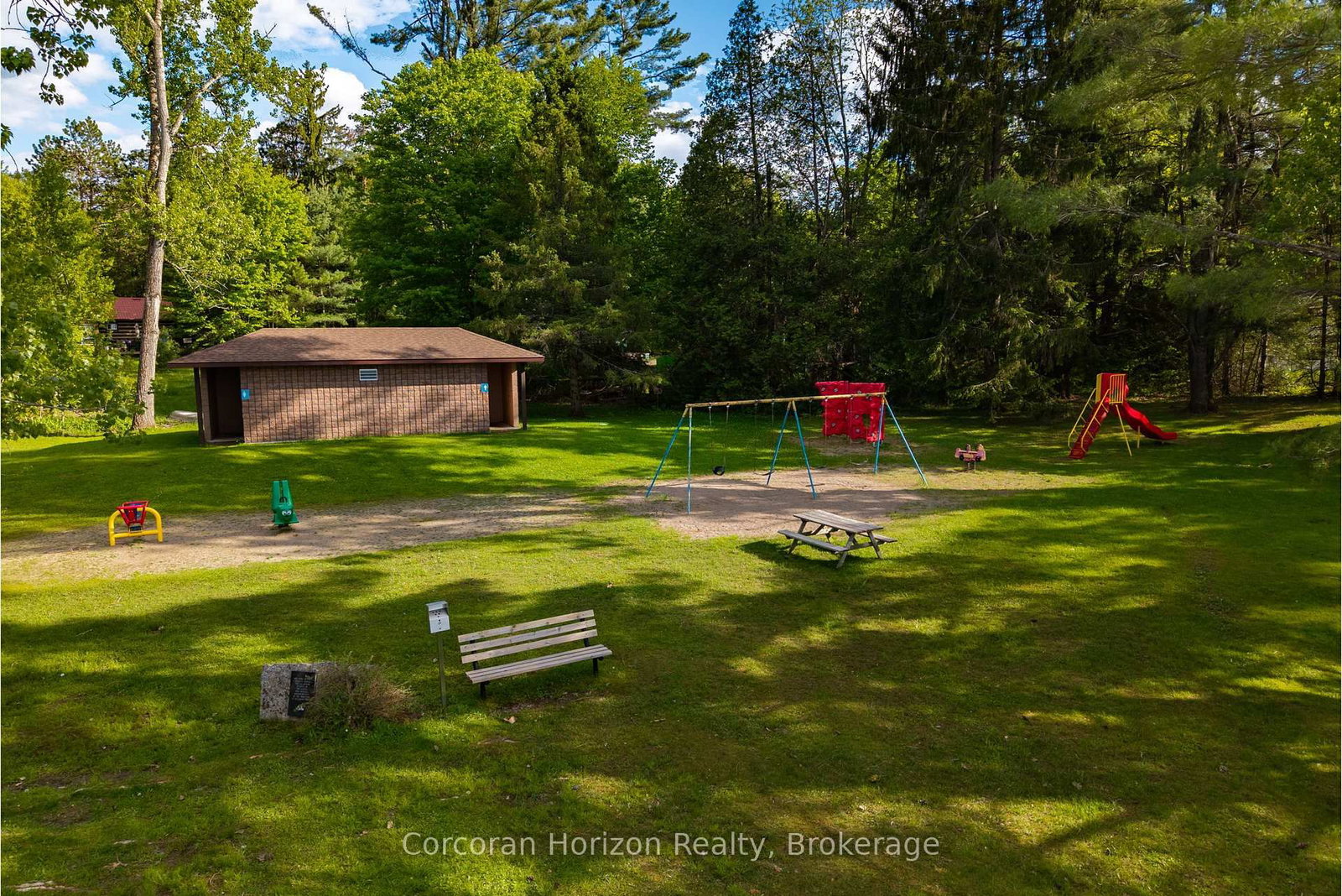 1020 Ridge Road • Muskoka Lakes, ON photo 45